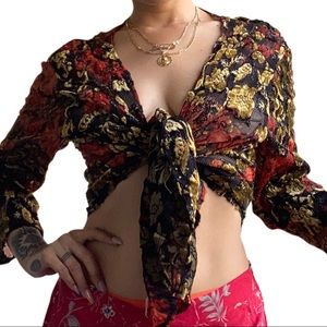 Boho babe textured vintage 90s Aberto Makali top.
